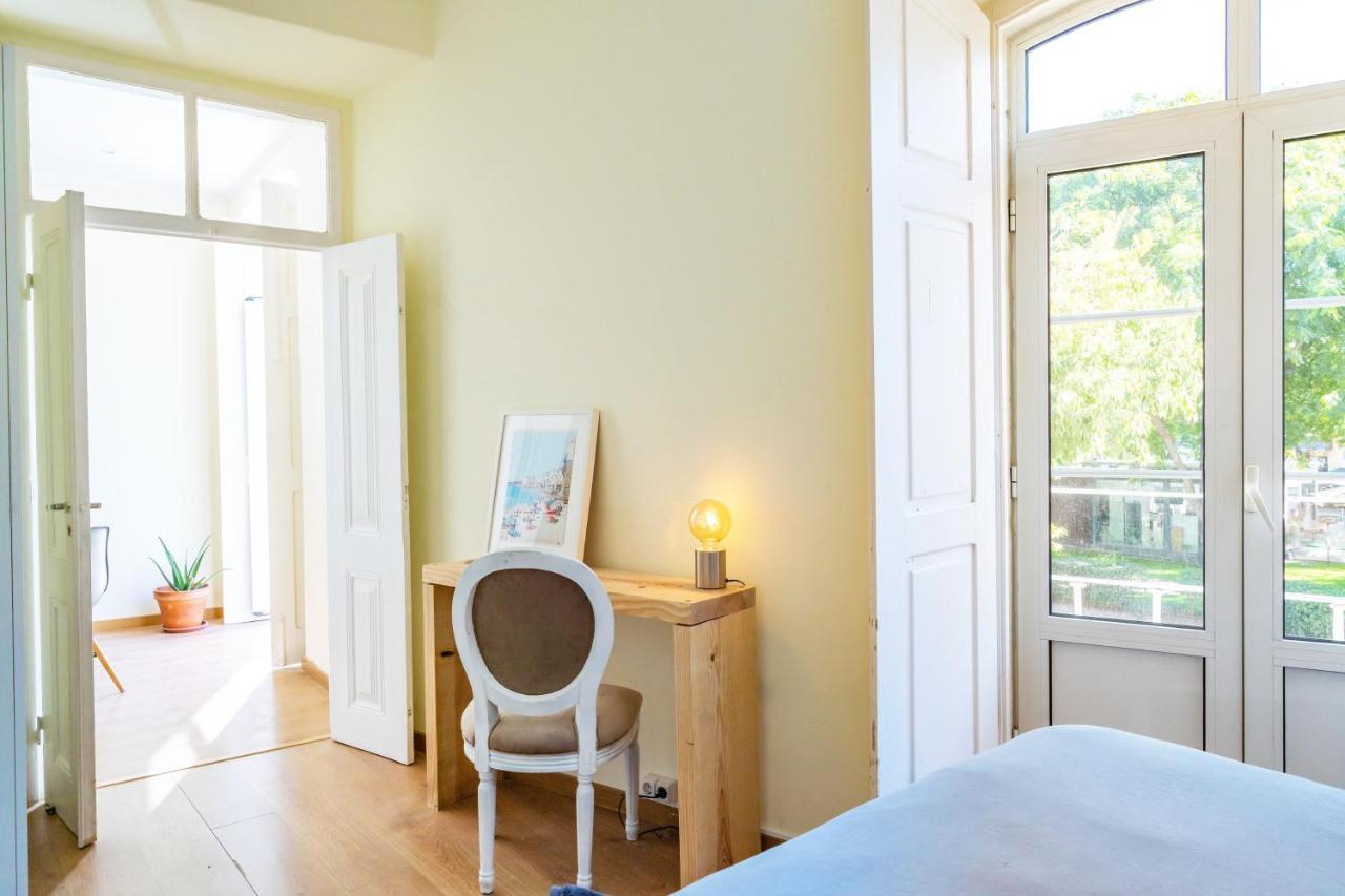 Casa St Yves - Sunny Flat In Setubal On Av Luisa Todi 아파트 외부 사진